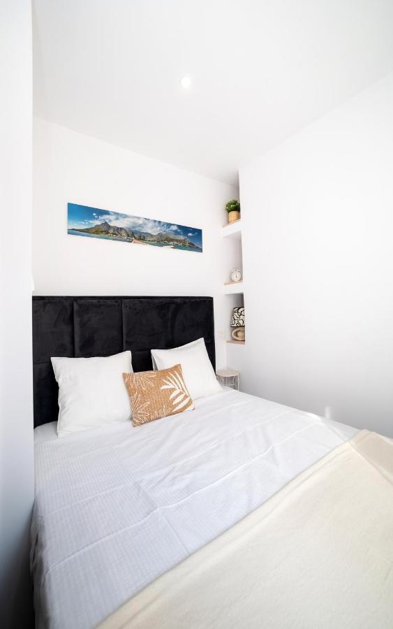 New Cozy Apartment - Center Of Old Town Омиш Экстерьер фото